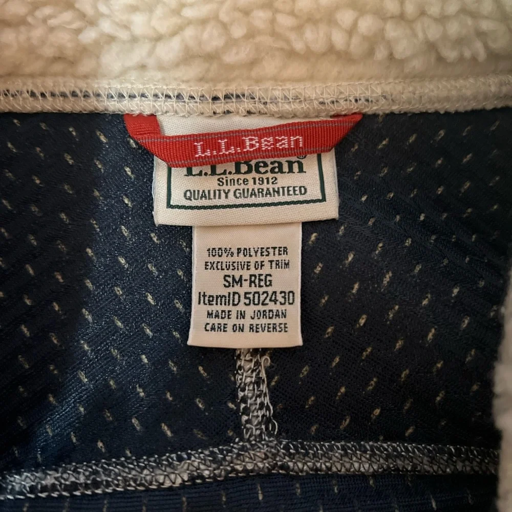 *SOLD* L.L Bean Mountain Pile Fleece Vest - Picture 4 of 4